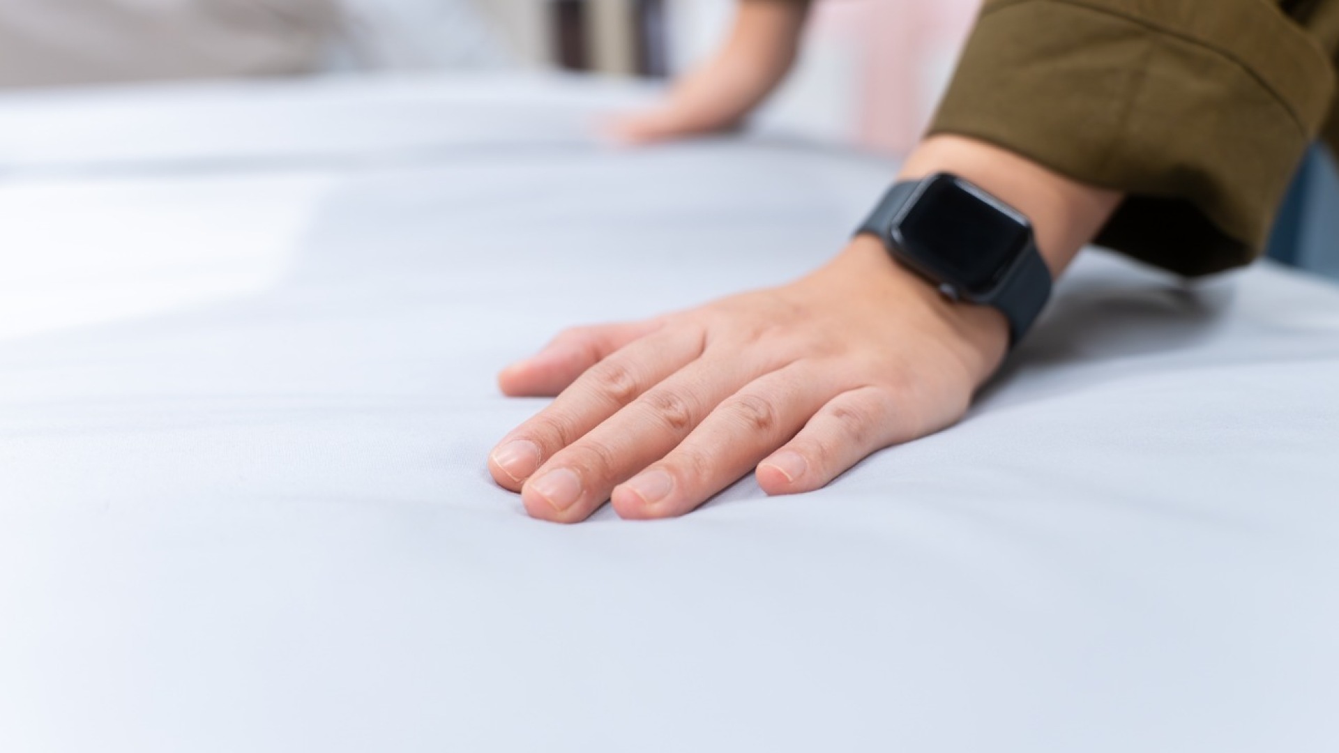 Journey of a Mattress Cover: From Fabric to Final Bedding