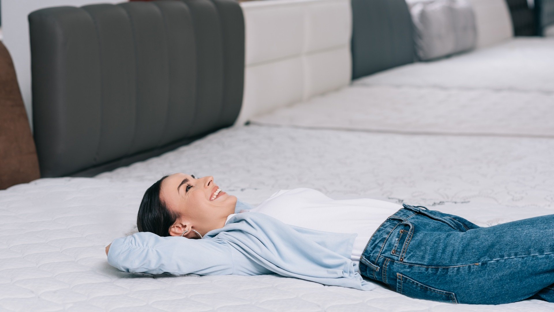 Is There a Minimum Order for Mattress Manufacture at Redwood?